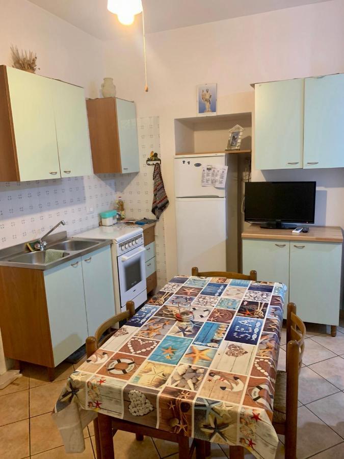 Appartamento Al Centro Di Ustica 우스티카 외부 사진